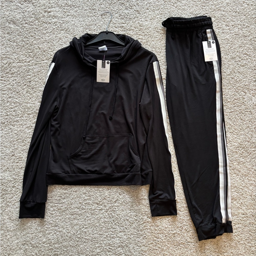 Super Soft Women's Hoodie Sweatshirt and Pants